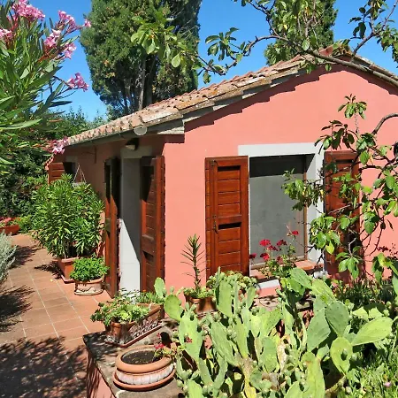 Castagni I - Oct100 By Interhome Nyaraló *