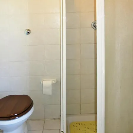 Castagni I - Oct100 By Interhome Nyaraló