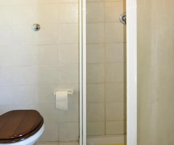 Castagni I - Oct100 By Interhome Nyaraló